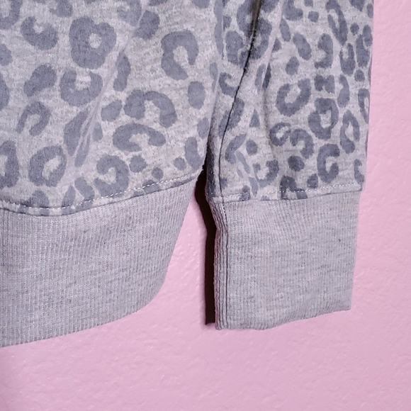 Splendid Leopard Print Long Sleeve Crew Sweater - Picture 14 of 16